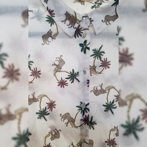 H&M Jaguar and Palm Tree Print Blouse size 14 - Picture 4 of 5